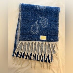 YLLW the label scarf